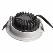 Deckeneinbauleuchte, Dione IP, 8,5 W, DIM, 2700 K, Silber, 220-240 V/AC, 50 / 60 Hz